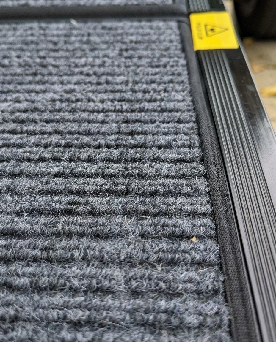 Pawtiva Pro-Grade Gentle Incline Dog Ramp